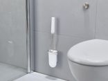 Силиконовый ершик для унитаза подвесной Joseph Joseph Flex Steel Wall-mounted Toilet Brush - White 70528 70528 фото 4